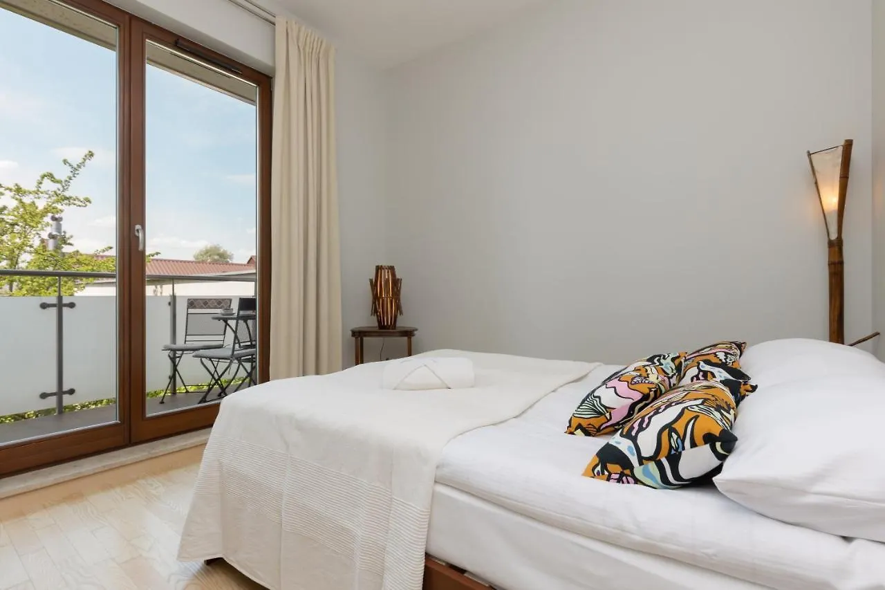 Comfy & Classy Apartment Near Cos Torwar By Noclegi Renters Warsaw Poland